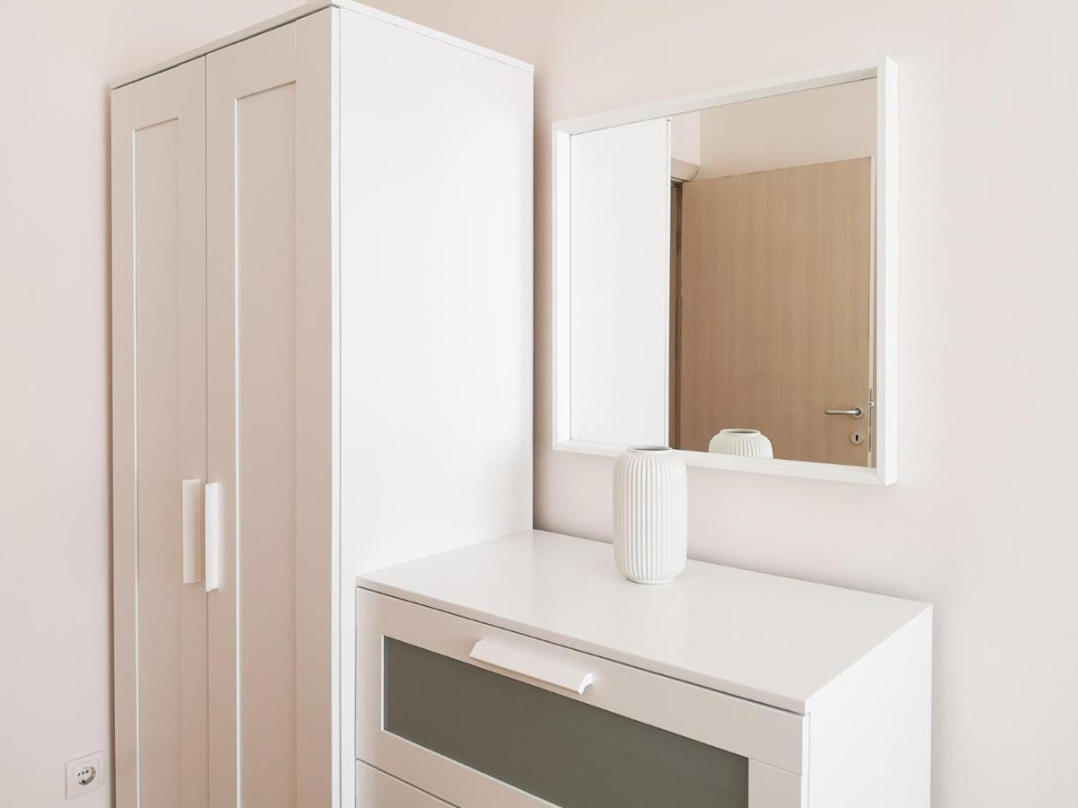 Filinhome Papa Suite 4 Novi Sad Exteriör bild