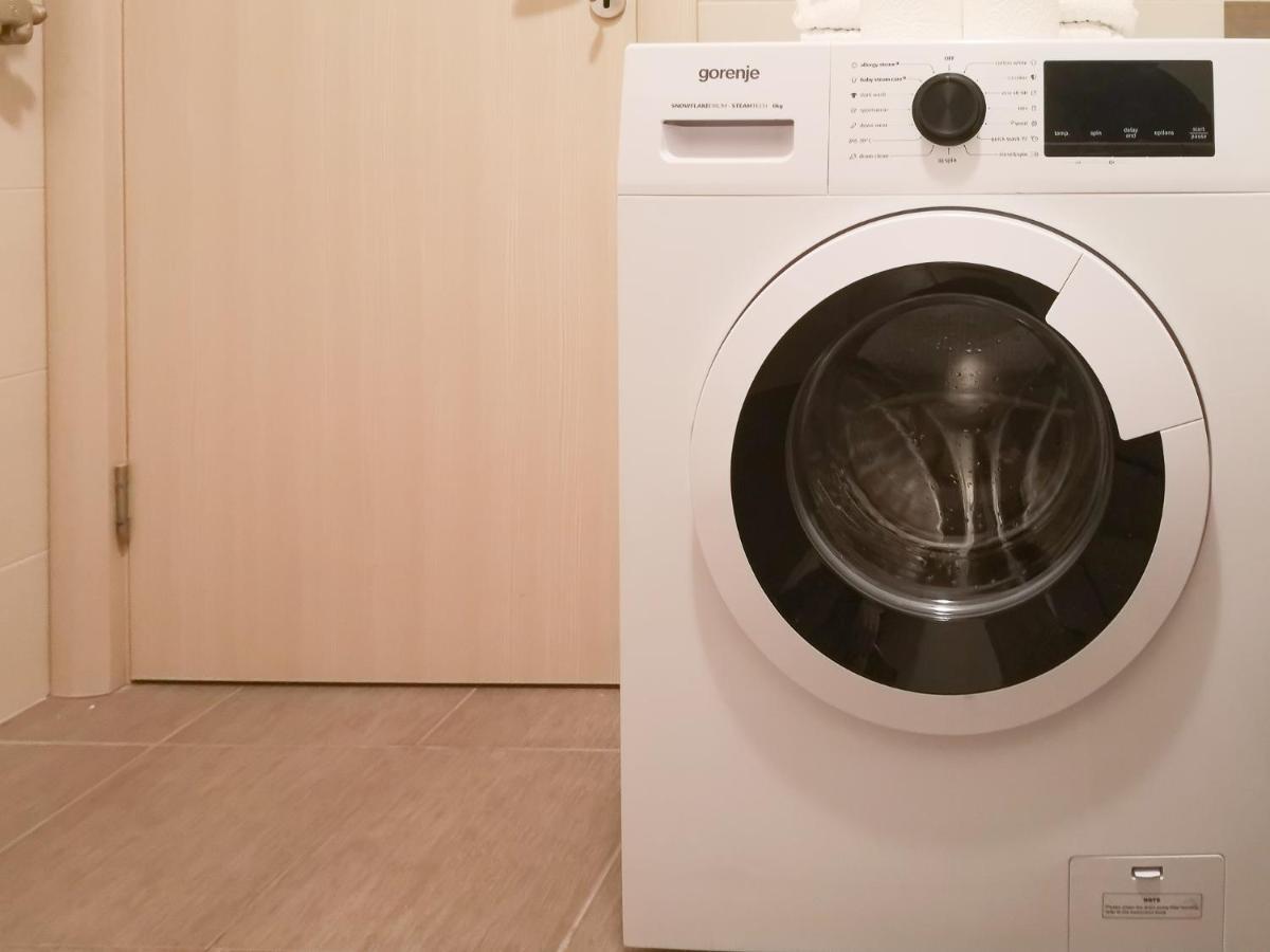 Filinhome Papa Suite 4 Novi Sad Exteriör bild
